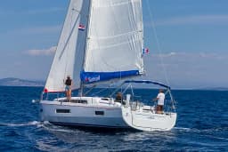 Oceanis 40.1 in Martinique / Le Marin thumbnail 7