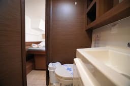 Lagoon 42 in Marmaris / Albatros Marina thumbnail 8