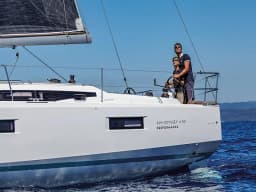 Sun Odyssey 410 in Lefkada / D-Marin Marina Lefkas thumbnail 14