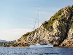 Sun Odyssey 410 in Lefkada / D-Marin Marina Lefkas thumbnail 6