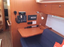 Bavaria Cruiser 37 in Sardinia / Portisco / Cala dei Sardi thumbnail 15
