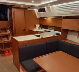 Bavaria C45 in Athens / Alimos Marina thumbnail 20