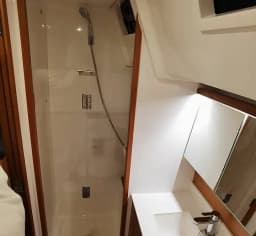 Bavaria C45 in Athens / Alimos Marina thumbnail 21