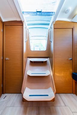 Sun Odyssey 410 in Lefkada / Port of Lefkas thumbnail 19
