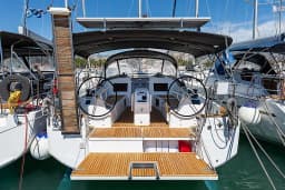 Sun Odyssey 410 in Lefkada / Port of Lefkas thumbnail 6