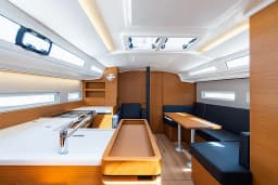 Sun Odyssey 410 in Lefkada / Port of Lefkas thumbnail 8