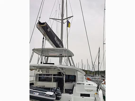 Lagoon 46 in Lavrion / Olympic Marina - Photo 1