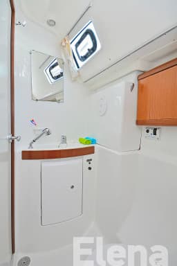 Oceanis 43 in Athens / Alimos Marina thumbnail 19