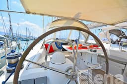 Oceanis 43 in Athens / Alimos Marina thumbnail 23