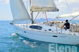 Oceanis 43 in Athens / Alimos Marina thumbnail 4