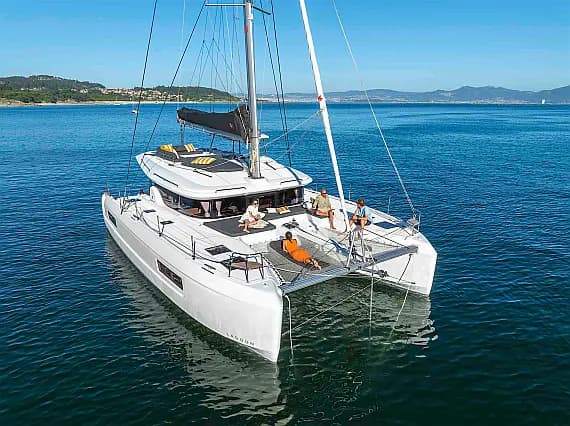 Lagoon 43 in Ibiza / Sant Antoni de Portmany Port - image 1