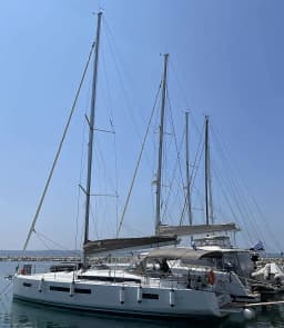 Sun Odyssey 490 in Paros port thumbnail 6
