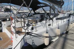 Sun Odyssey 380 in San Vincenzo / Marina di San Vincenzo thumbnail 4