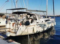 Oceanis 50 Family in Lavrion Main Port thumbnail 10