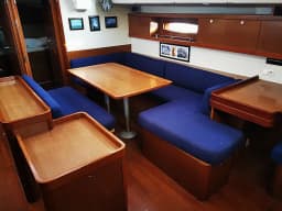 Oceanis 50 Family in Lavrion Main Port thumbnail 19