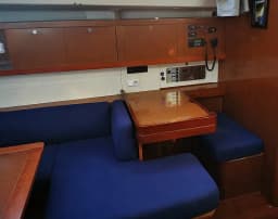Oceanis 50 Family in Lavrion Main Port thumbnail 21