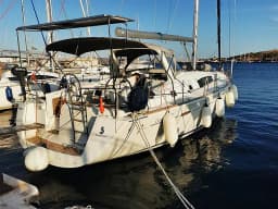 Oceanis 50 Family in Lavrion Main Port thumbnail 9