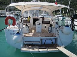 Sun Odyssey 490 in Sicily / Capo d'Orlando Marina thumbnail 6