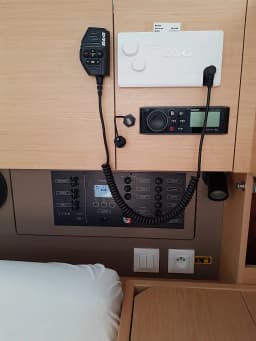 Oceanis 35.1 in Trogir / ACI Marina Trogir thumbnail 12