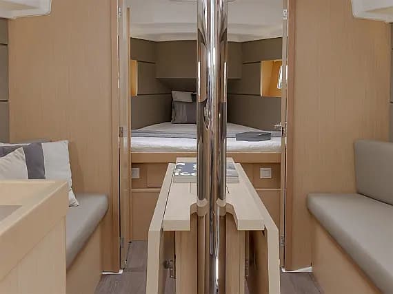 Oceanis 35.1 in Trogir / ACI Marina Trogir - Photo 3