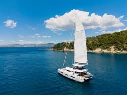 Lagoon 55 in Kaštel Gomilica / Marina Kaštela thumbnail 7