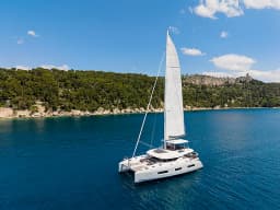 Lagoon 55 in Kaštel Gomilica / Marina Kaštela thumbnail 8