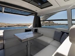 Pershing 50 in Mallorca / Palma de Mallorca / Marina Naviera Balear thumbnail 2