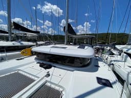 Lagoon 42 in Sardinia / Portisco / Cala dei Sardi thumbnail 10