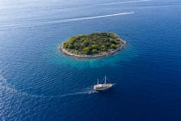 Gulet in Split / Port of Split / West Harbour thumbnail 21
