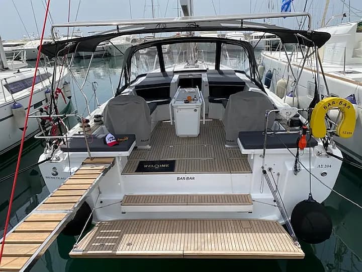 Oceanis 46.1 in Athens / Alimos Marina - Photo 4