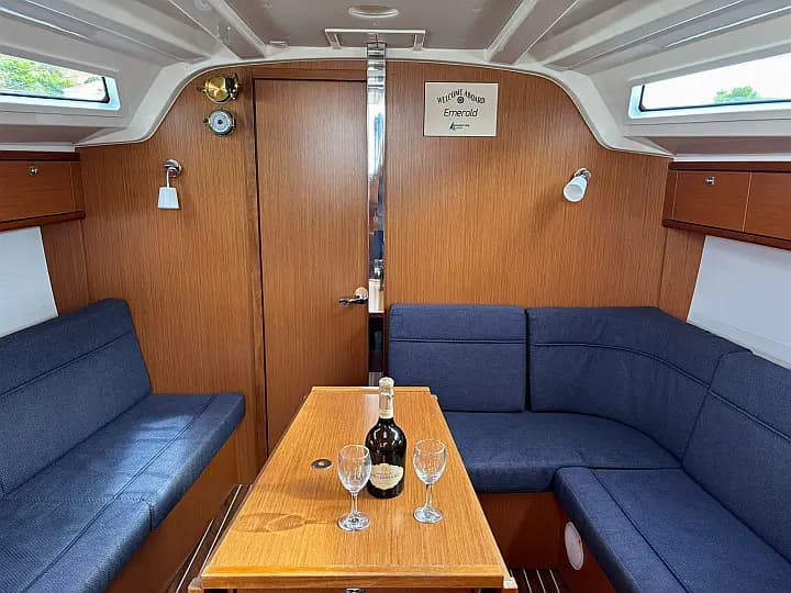 Bavaria Cruiser 37 in Drage / Marina Drage - Photo 4