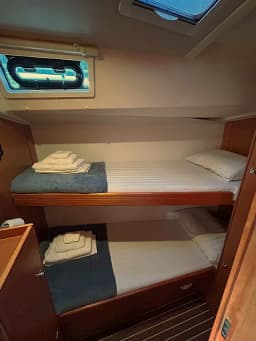 Bavaria 51 Cruiser in Salamina / Salamis Yachting Club thumbnail 10
