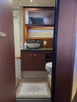 Oceanis Yacht 62 in Kaštel Gomilica / Marina Kaštela thumbnail 26