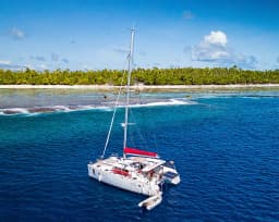 Lagoon 400 S2 in Papeete, Tahiti / Papeete thumbnail 3
