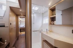 Lagoon 46 in Athens / Alimos Marina thumbnail 28