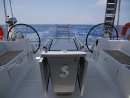 Oceanis 45 in Lefkada / D-Marin Marina Lefkas thumbnail 14
