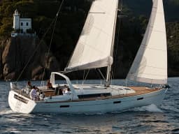 Oceanis 45 in Lefkada / D-Marin Marina Lefkas thumbnail 9