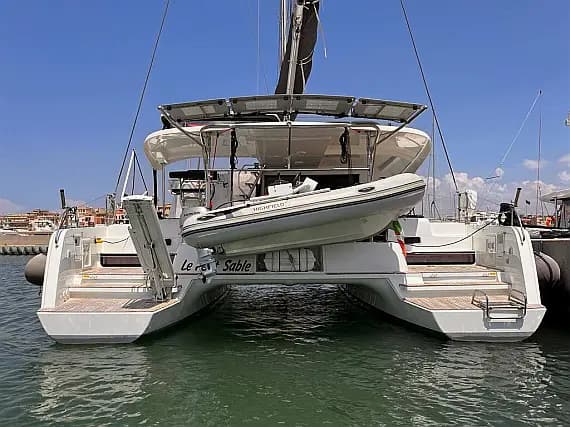 Lagoon 42 in Sicily / Castellammare del Golfo / Porto di Castellammare del Golfo - Photo 1