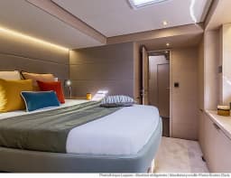 Lagoon 55 in Athens / Alimos Marina thumbnail 5