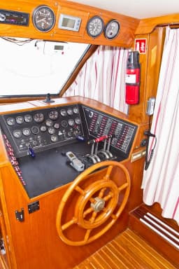 Staryacht 1670 in Primošten / Marina Kremik thumbnail 11
