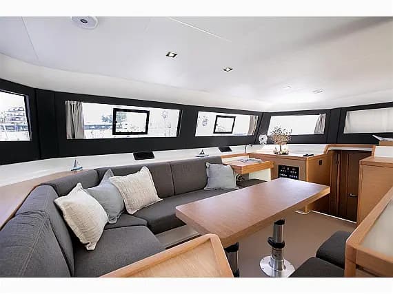 Dufour Catamaran 48 in Athens / Alimos Marina - Photo 3