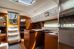 Sun Odyssey 440 in Sardinia / Portisco / Marina di Portisco thumbnail 6