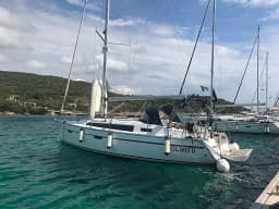 Bavaria Cruiser 37 in Sardinia / Portisco / Cala dei Sardi thumbnail 6