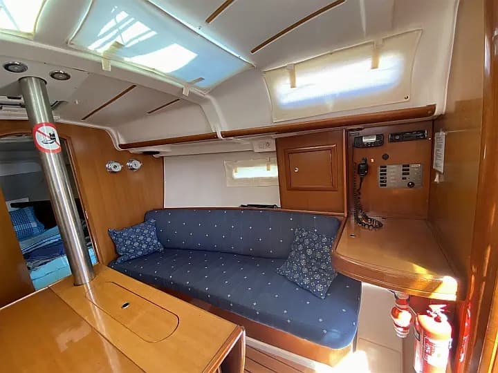 Oceanis 323 in Fethiye / Ece Marina - Photo 5