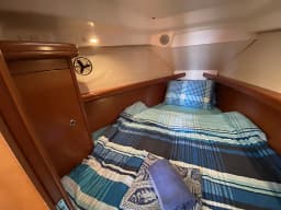 Oceanis 323 in Fethiye / Ece Marina thumbnail 7