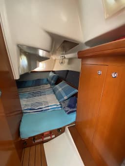 Oceanis 323 in Fethiye / Ece Marina thumbnail 8