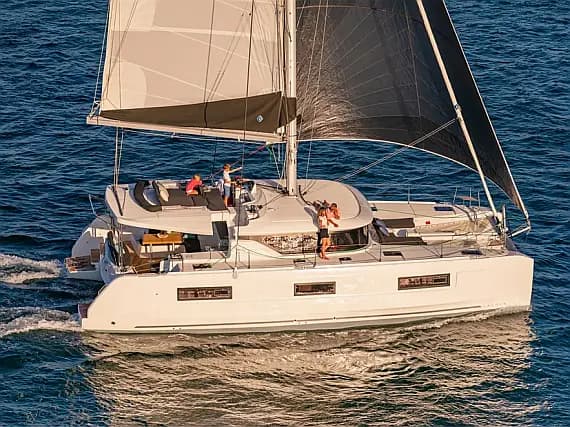 Lagoon 46 in Martinique / Le Marin - image 1