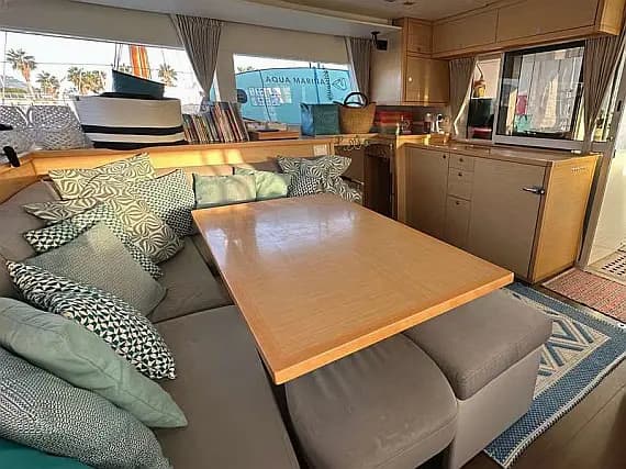 Lagoon 450 Fly in Naples / Darsena Acton - Photo 3