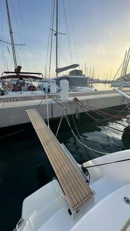 Lagoon 450 Fly in Naples / Darsena Acton thumbnail 7
