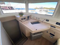 Lagoon 46 in Sardinia / Portisco / Cala dei Sardi thumbnail 24